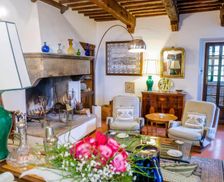 Italy Umbria Gubbio vacation rental compare prices direct by owner 15812059