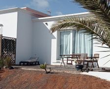 Spain Lanzarote San Bartolomé vacation rental compare prices direct by owner 13709773