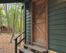 United States New York Cuddebackville vacation rental compare prices direct by owner 26230626