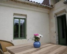 France Aquitaine Saint-Aulaye vacation rental compare prices direct by owner 35526747