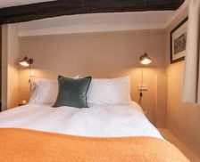 United Kingdom Dorset West Bay vacation rental compare prices direct by owner 18814523