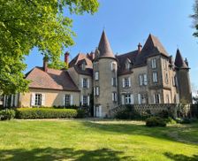 France Auvergne Lapeyrouse vacation rental compare prices direct by owner 35003752