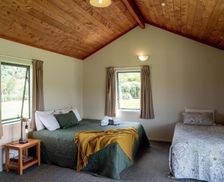 New Zealand Manawatu Apiti vacation rental compare prices direct by owner 26273356