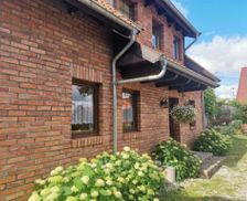 Poland Warmia-Masuria Gałkowo vacation rental compare prices direct by owner 26770320