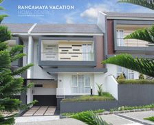 Indonesia West Java Bogor vacation rental compare prices direct by owner 28275162