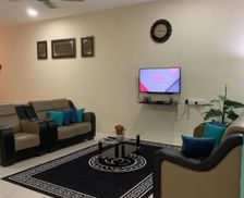 Malaysia Perak Seri Iskandar vacation rental compare prices direct by owner 29484012