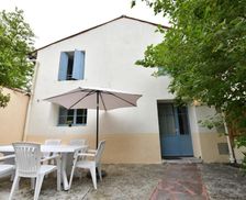 France  Saint-Jean-dʼAngély vacation rental compare prices direct by owner 16325860