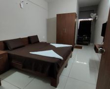 India Karnataka Dhārwād vacation rental compare prices direct by owner 26714067