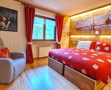 Italy Valle d'Aosta Challand Saint Anselme vacation rental compare prices direct by owner 25829078