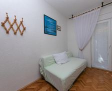 Croatia Split-Dalmatia County Gradac vacation rental compare prices direct by owner 28825711