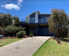 Australia Victoria Inverloch vacation rental compare prices direct by owner 27189895