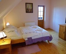 Poland Lower Silesia Mirsk vacation rental compare prices direct by owner 13007176