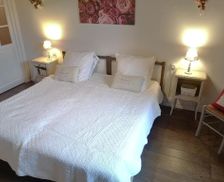 France Aquitaine Sainte-Croix-de-Beaumont vacation rental compare prices direct by owner 14146988