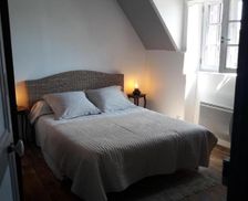 France Brittany Le Conquet vacation rental compare prices direct by owner 13020308