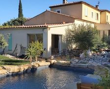 France Provence-Alpes-Côte d'Azur Aix-en-Provence vacation rental compare prices direct by owner 25548485