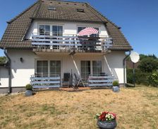 Germany Mecklenburg-Pomerania Wieck vacation rental compare prices direct by owner 27729040