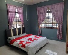 Malaysia Kedah Yan vacation rental compare prices direct by owner 26056294