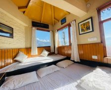 India Uttarakhand Munsyari vacation rental compare prices direct by owner 26673895
