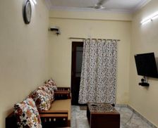 India Telangana Hyderabad vacation rental compare prices direct by owner 27069949