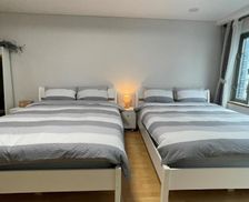 South Korea  Seoul vacation rental compare prices direct by owner 25533336