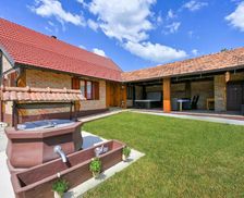 Croatia  Sovari vacation rental compare prices direct by owner 28078924