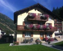Switzerland Canton of Valais Saas-Grund vacation rental compare prices direct by owner 15038725
