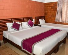 India Karnataka Chikmagalūr vacation rental compare prices direct by owner 14982139