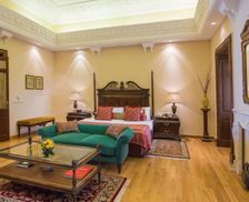 India Rajasthan Udaipur vacation rental compare prices direct by owner 26331017
