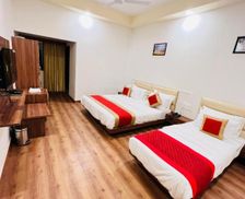 India Gujarat Junagadh vacation rental compare prices direct by owner 26255338