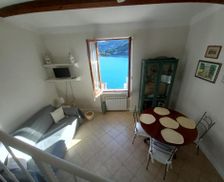 Italy Liguria Portovenere vacation rental compare prices direct by owner 27715923