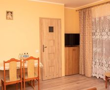 Poland Swietokrzyskie Bałtów vacation rental compare prices direct by owner 26106748