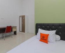 Indonesia East Java Sidoarjo vacation rental compare prices direct by owner 28409959