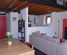 Italy Lombardy Cazzago San Martino vacation rental compare prices direct by owner 14034445