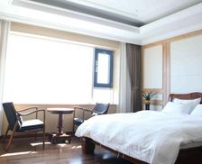 South Korea Jeollanam-Do Mokpo vacation rental compare prices direct by owner 18313604