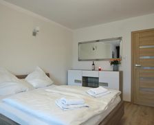 Poland Silesia Węgierska Górka vacation rental compare prices direct by owner 18815705