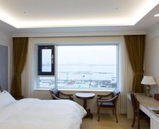 South Korea Jeollanam-Do Mokpo vacation rental compare prices direct by owner 15945723