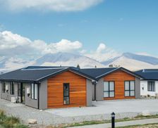 New Zealand Canterbury Lake Tekapo vacation rental compare prices direct by owner 26786631