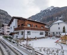 Austria Tyrol Längenfeld vacation rental compare prices direct by owner 16513527