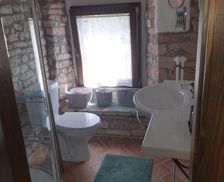 Italy Marche Sassoferrato vacation rental compare prices direct by owner 26835377