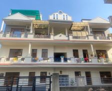 India Chandigarh Region Chandīgarh vacation rental compare prices direct by owner 26180106