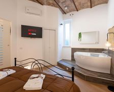 Italy Lazio Nettuno vacation rental compare prices direct by owner 26819234
