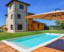 Italy Umbria Monte Campano vacation rental compare prices direct by owner 26761201