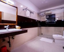 India West Bengal Jādabpur vacation rental compare prices direct by owner 26108260