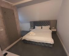 Romania Gorj Ranca vacation rental compare prices direct by owner 17804213