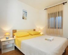 Croatia Sibenik-Knin County Rogoznica vacation rental compare prices direct by owner 24221729