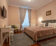 Romania Hunedoara Deva vacation rental compare prices direct by owner 16116901