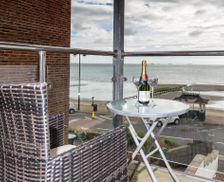 United Kingdom Isle of Wight Shanklin vacation rental compare prices direct by owner 16442199
