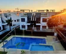 Spain Valencia Community Pilar de la Horadada vacation rental compare prices direct by owner 19156415