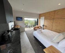 New Zealand Waiheke Island Palm Beach vacation rental compare prices direct by owner 28857007