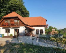 Romania Mureş Corunca vacation rental compare prices direct by owner 28516548